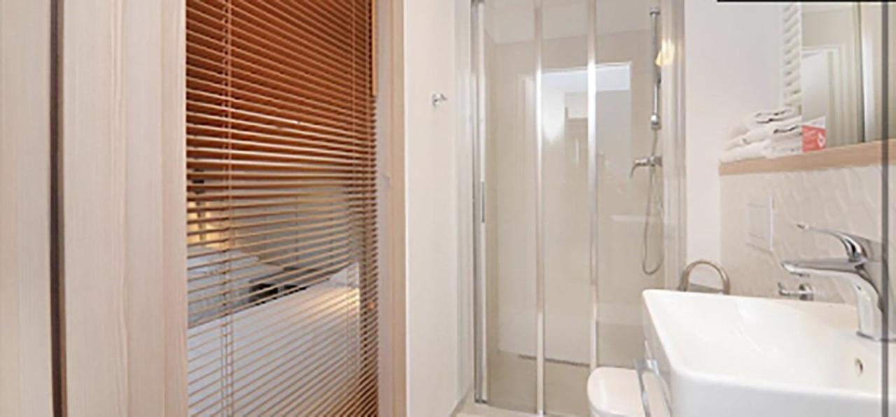 404 Rooms Wolska Apartament Warsaw Ngoại thất bức ảnh
