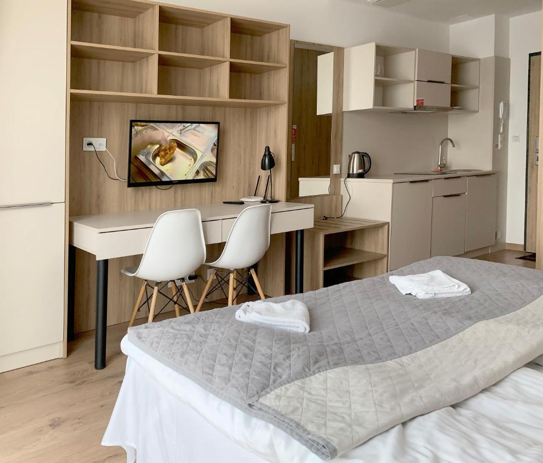 404 Rooms Wolska Apartament Warsaw Ngoại thất bức ảnh